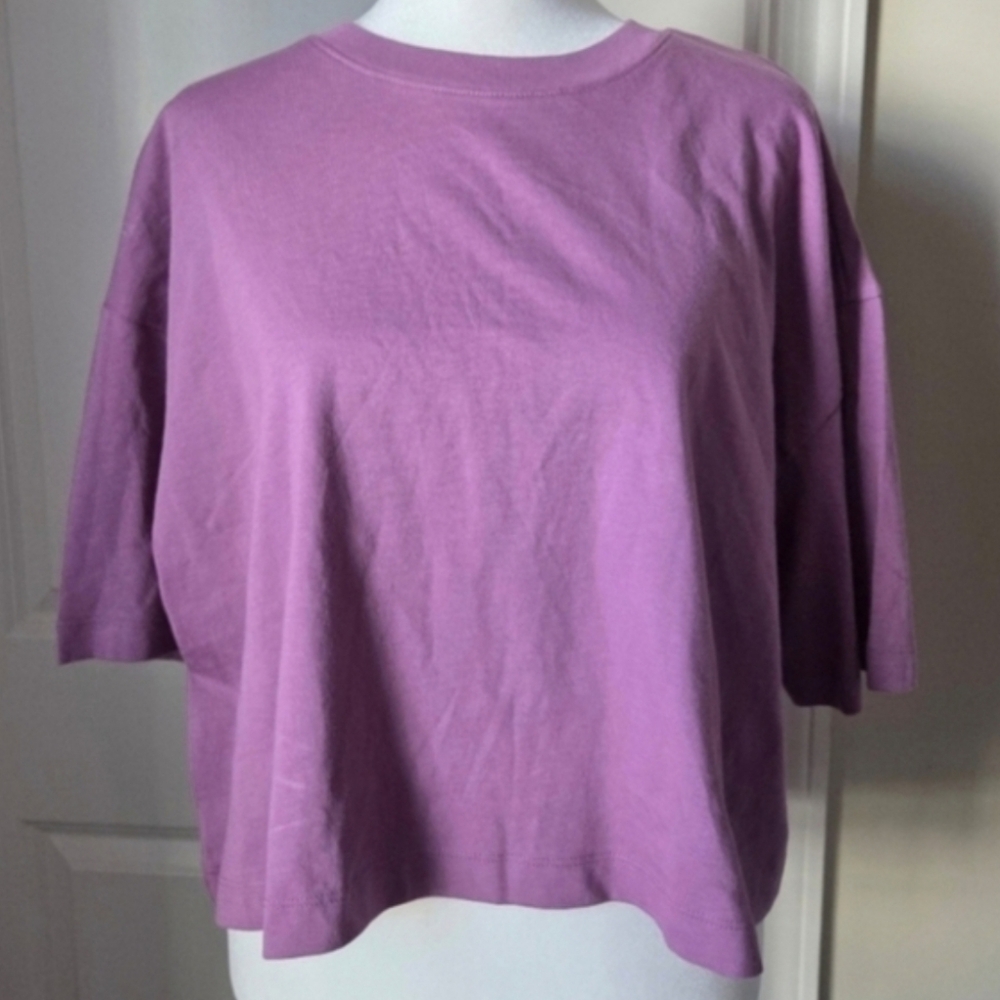 NWT Cropped Tee Purple